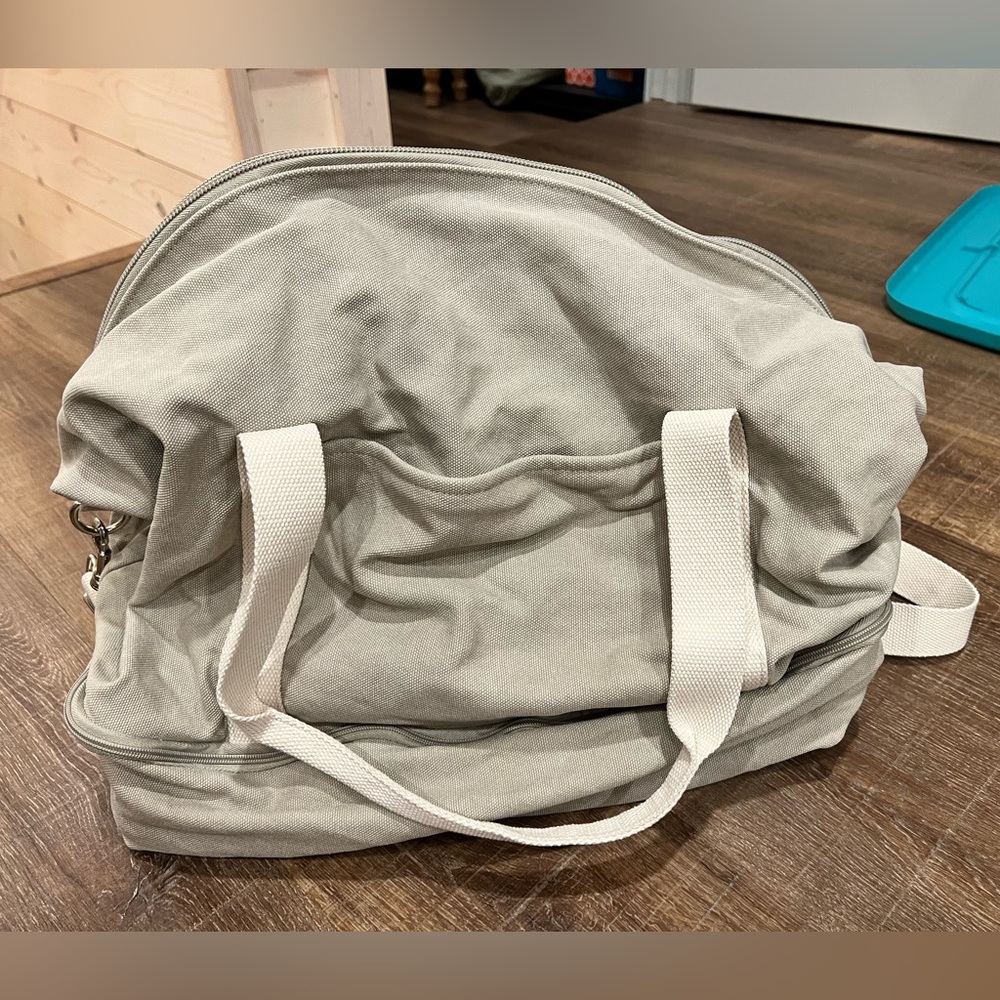 Lo & Sons Catalina Deluxe Weekender Bag